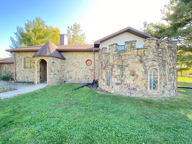 7040 Parke St in Hobart, IN - Building Photo - Building Photo