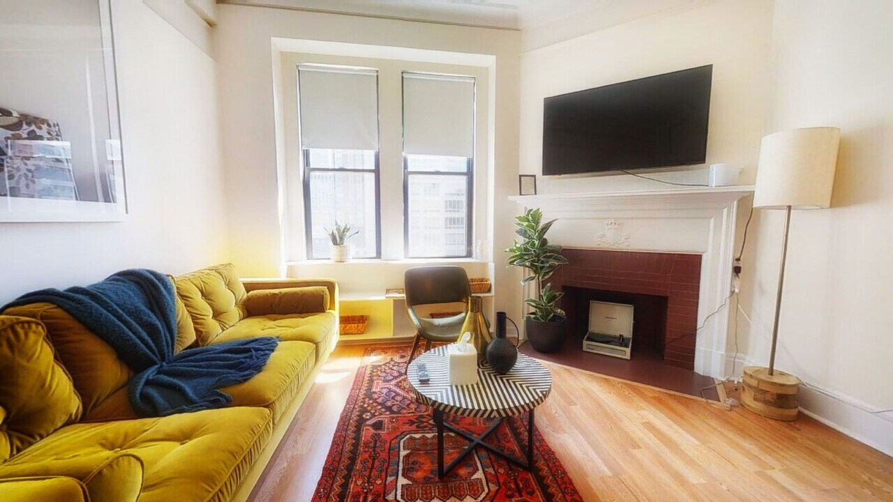 60 Boylston St, Unit 12 in Boston, MA - Building Photo