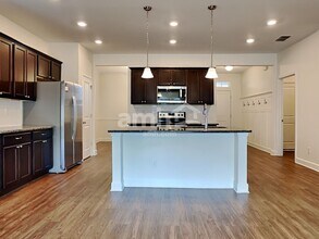 3062 Creek Village Ln in Green Cove Springs, FL - Building Photo - Building Photo