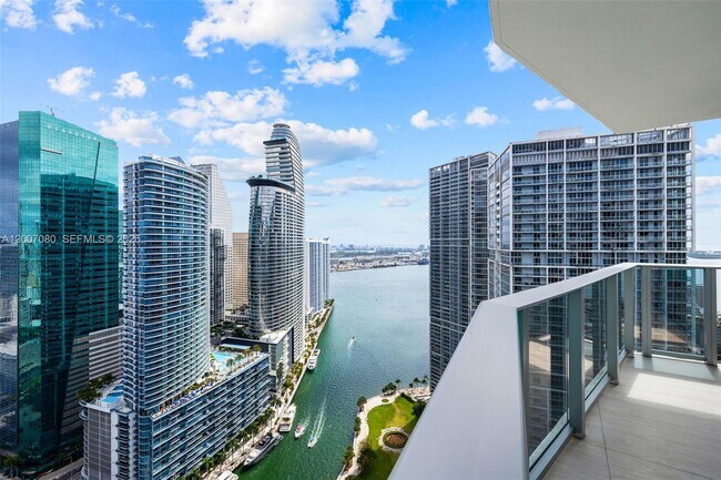 property at 77 SE 5th St