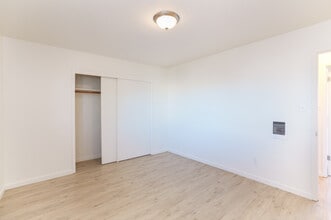 1930 Channing Way in Berkeley, CA - Building Photo - Interior Photo