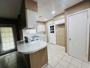 6813 Southhaven Dr in Corpus Christi, TX - Building Photo - Building Photo