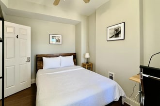 223 N Luzerne Ave in Baltimore, MD - Building Photo - Building Photo