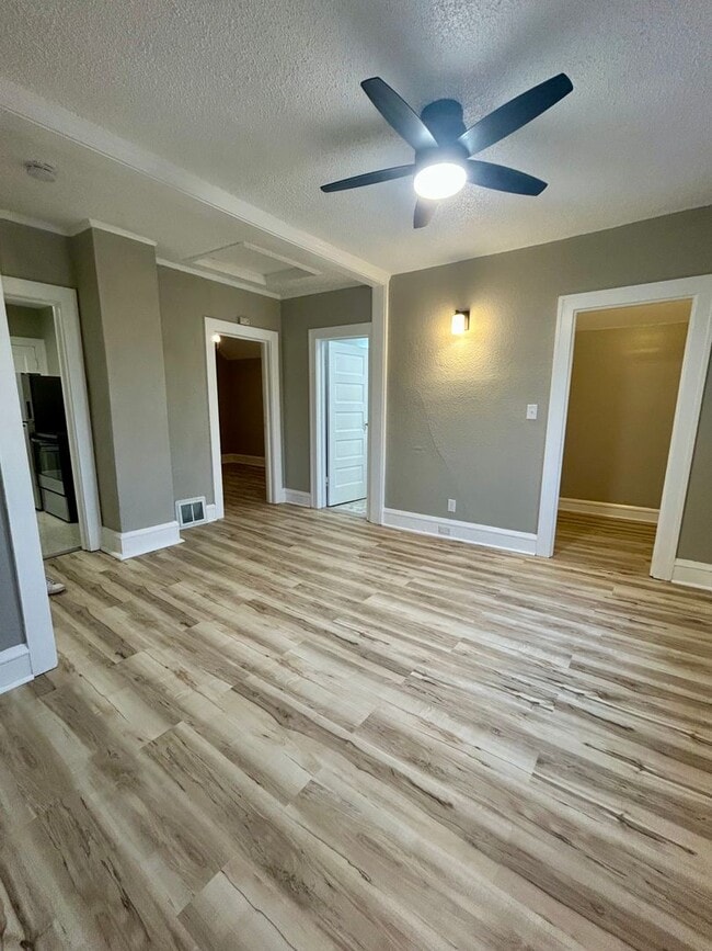 property at 906 North 6th Ave E