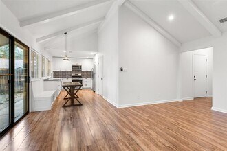 11704 Natrona Dr in Austin, TX - Building Photo - Building Photo