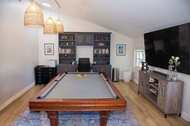 4511 Dulcinea Ct in Los Angeles, CA - Building Photo - Building Photo