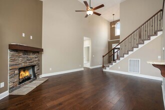 1005 Harrison Way in Clarksville, TN - Building Photo - Building Photo