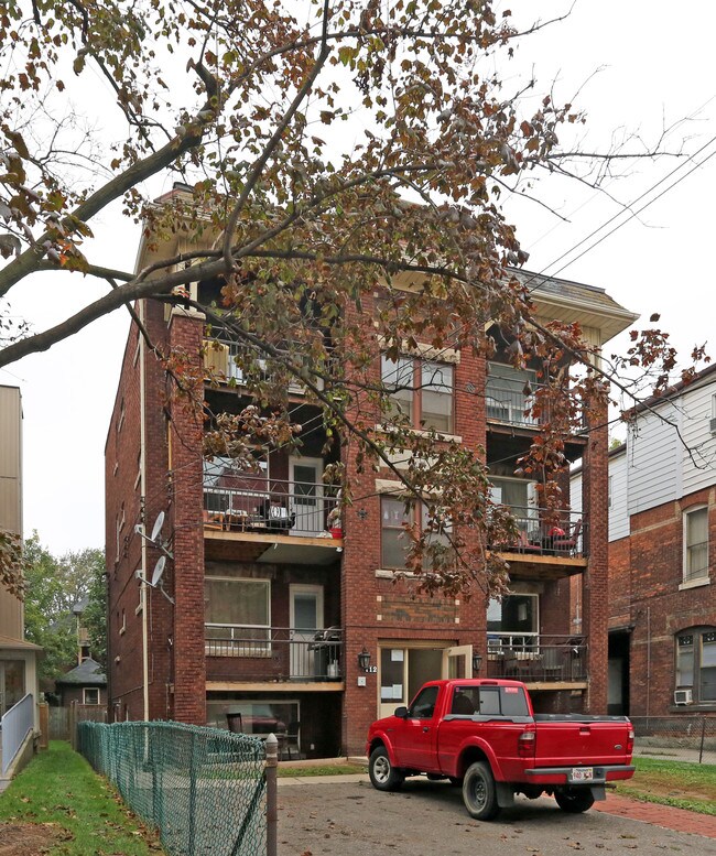 Delaware Apartments in Hamilton, ON - Building Photo - Building Photo