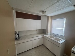 2401 Lowell Ave in Saginaw, MI - Building Photo - Building Photo