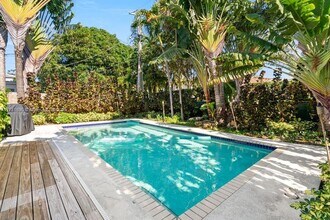4531 Sheridan Ave in Miami Beach, FL - Foto de edificio - Building Photo