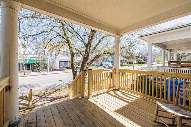1127 Monroe Ave, Unit 1127MonroeAve