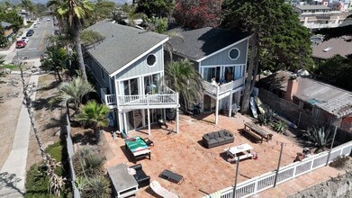 6599 Del Playa Dr in Goleta, CA - Building Photo - Building Photo