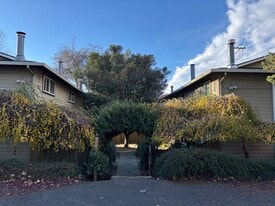 2707 SE 50th Ave in Portland, OR - Building Photo