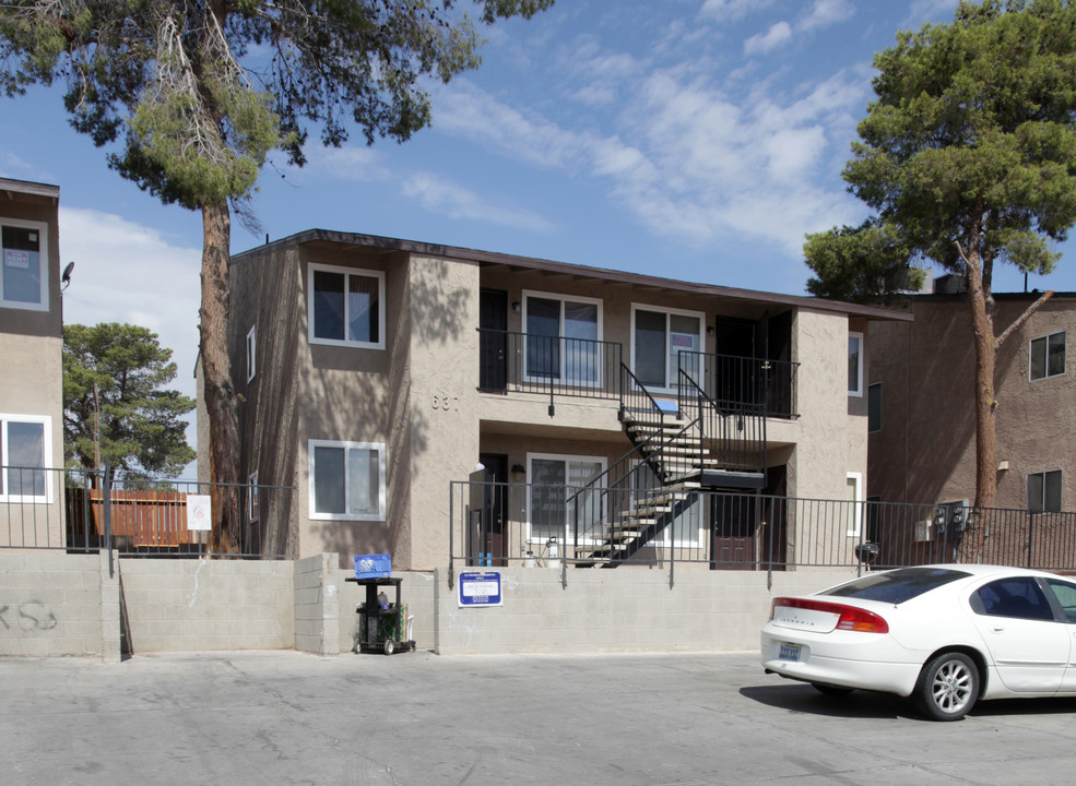 633-641 N 12th St in Las Vegas, NV - Building Photo