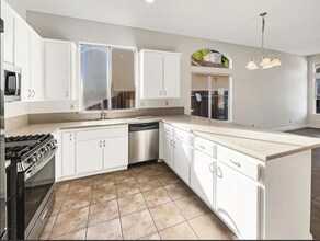 8977 Carlisle Ave in Sacramento, CA - Building Photo - Building Photo