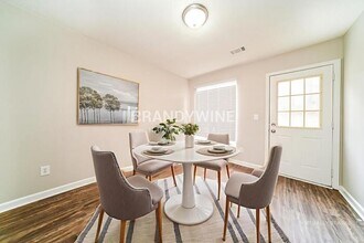 1038 Wynnbrook Ln in Jonesboro, GA - Building Photo - Building Photo