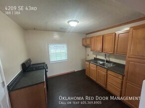 4209 SE 43rd St in Del City, OK - Building Photo - Building Photo