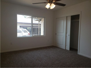3357 E Terrace Ave in Fresno, CA - Foto de edificio - Building Photo