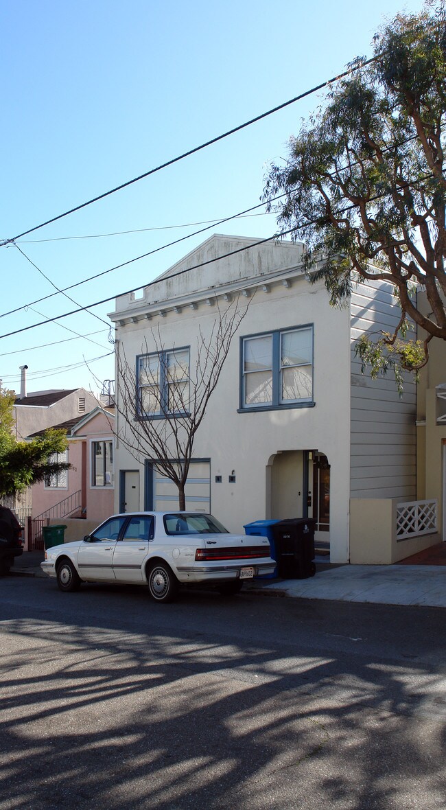 158-158A College Ave in San Francisco, CA - Building Photo - Building Photo