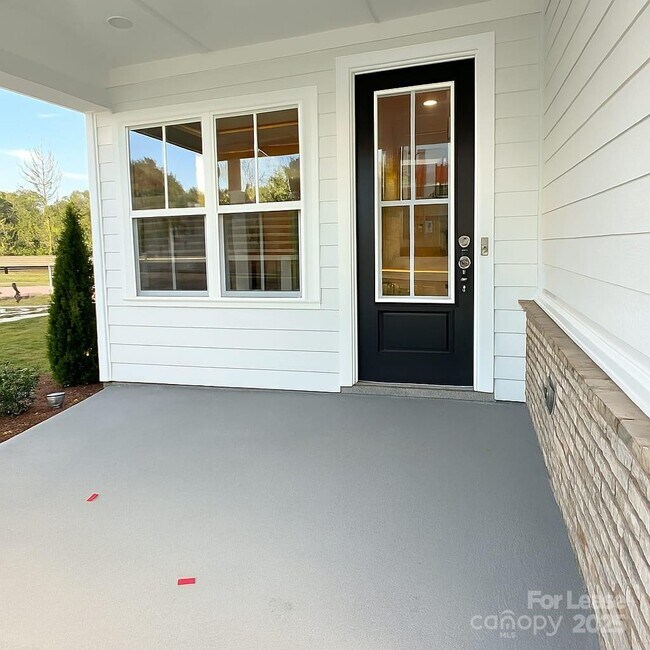 8903 Nettleton Ave in Charlotte, NC - Foto de edificio - Building Photo