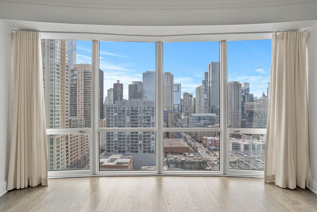 60 W Erie St in Chicago, IL - Building Photo - Building Photo