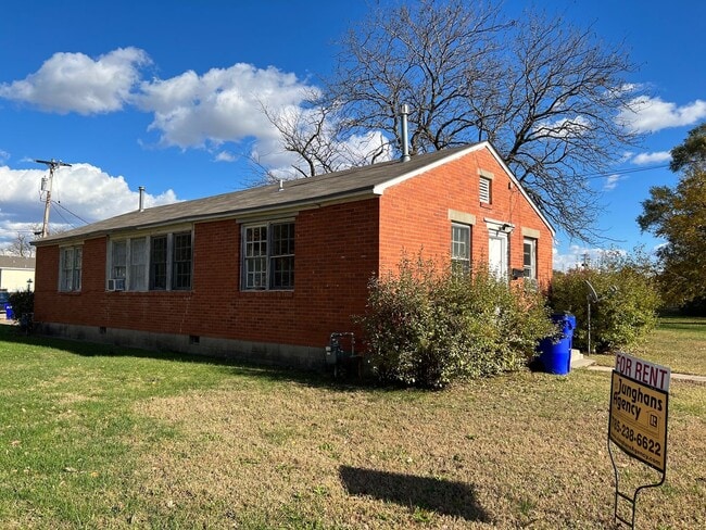 property at 1829-1831 N Madison St