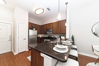 Pine Street Flats in Nashville, TN - Building Photo - Building Photo