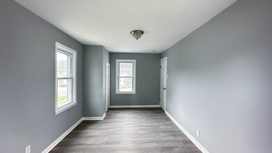 338 Broad St in Elmer, NJ - Building Photo - Building Photo