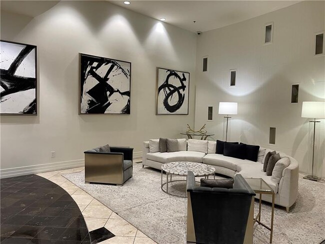3040 Peachtree Rd NW in Atlanta, GA - Building Photo - Building Photo
