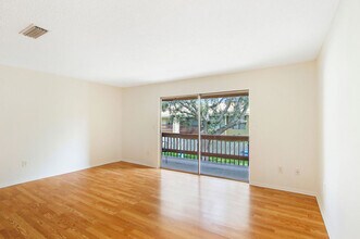 3461 Clark Rd in Sarasota, FL - Building Photo - Building Photo