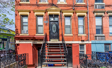 306 Madison St in Hoboken, NJ - Building Photo - Building Photo