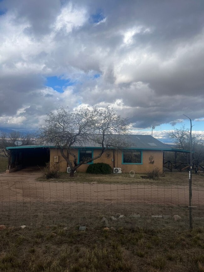 property at 2966 W Liston Ln