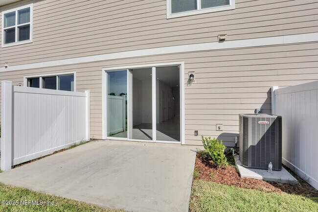 296 Anthony Dr in Jacksonville, FL - Building Photo - Building Photo