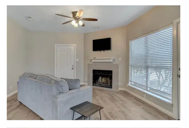 property at 2116 Tanglewood Blvd