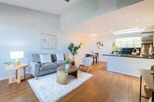 1615 Hotel Cir S, Unit D306 in San Diego, CA - Building Photo