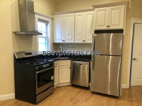 156 Magazine St, Unit 33 in Cambridge, MA - Building Photo - Building Photo