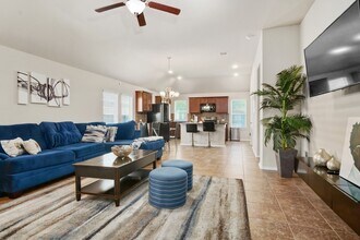 7006 Whitlow Wonder Ln in Houston, TX - Building Photo - Building Photo