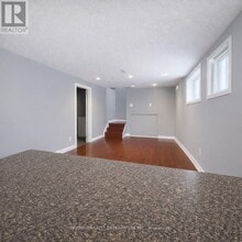 621 Gibb St in Oshawa, ON - Building Photo - Building Photo