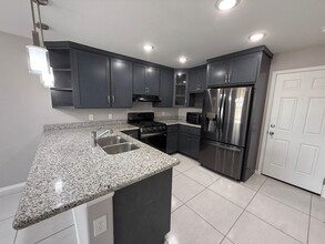 5814 Doctorado Dr in Laredo, TX - Building Photo - Building Photo