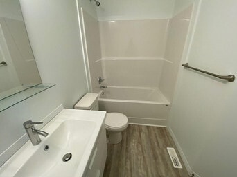 11213-11251 51 St NW in Edmonton, AB - Building Photo - Building Photo