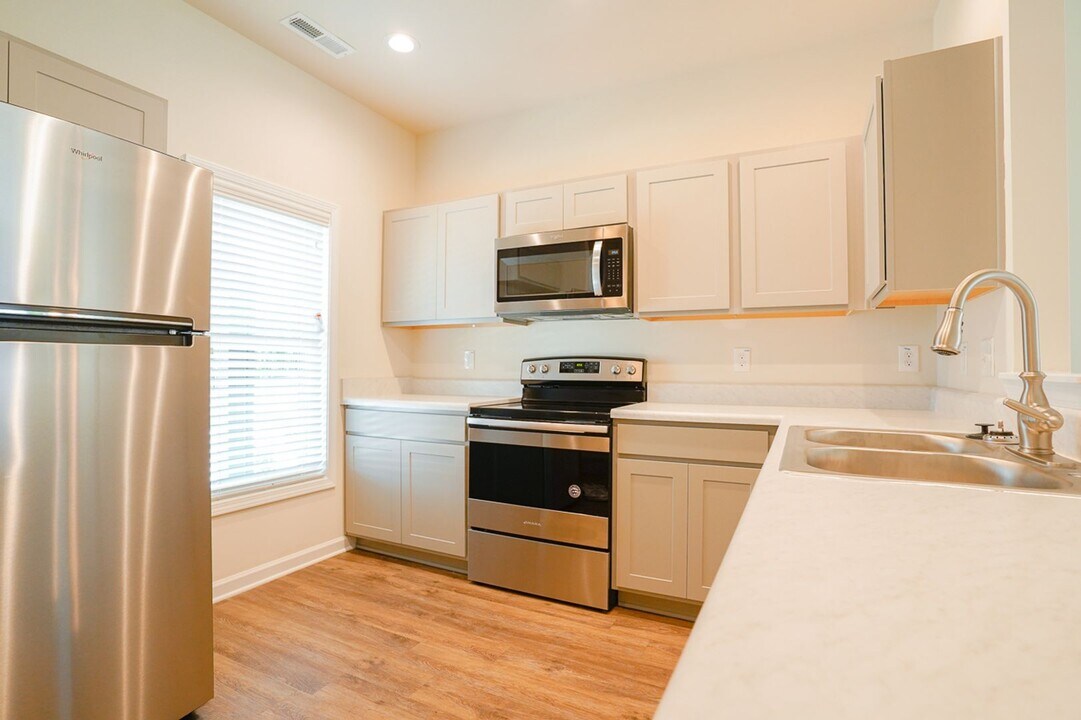 57 Outlook Pl in Clayton, NC - Building Photo