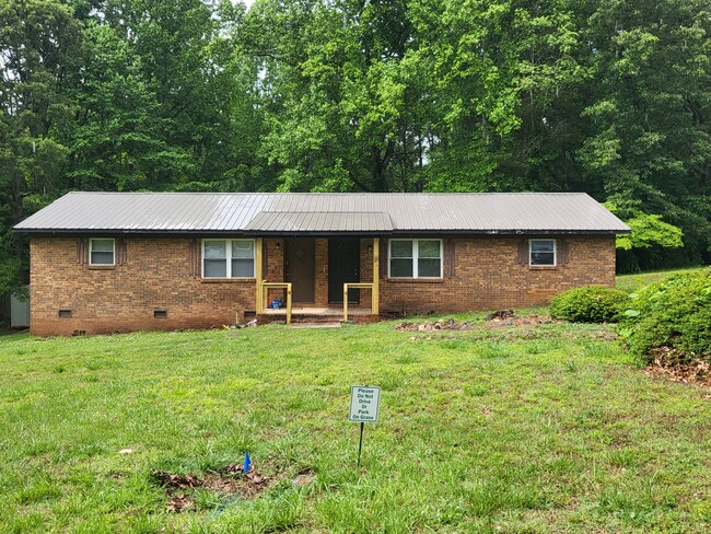 property at 3373 Loop Rd