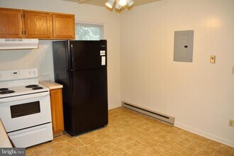959 Orchard Dr in Chambersburg, PA - Building Photo - Building Photo
