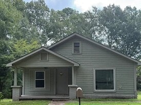 110 Joplin St in Kosciusko, MS - Building Photo