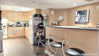 1609 Burnside Dr in Pickering, ON - Building Photo - Building Photo