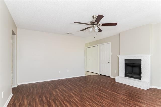 2942 Mesa View Dr in Dallas, TX - Building Photo - Building Photo