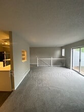 14391 Estates Ave in Apple Valley, MN - Building Photo - Building Photo