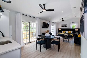 30 W Castillo Dr in St. Augustine, FL - Building Photo - Building Photo