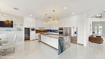 8350 Royal County Down Rd in Boca Raton, FL - Building Photo