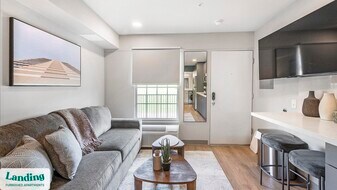 5772 Old Hickory Blvd, Unit 201 in Nashville, TN - Building Photo